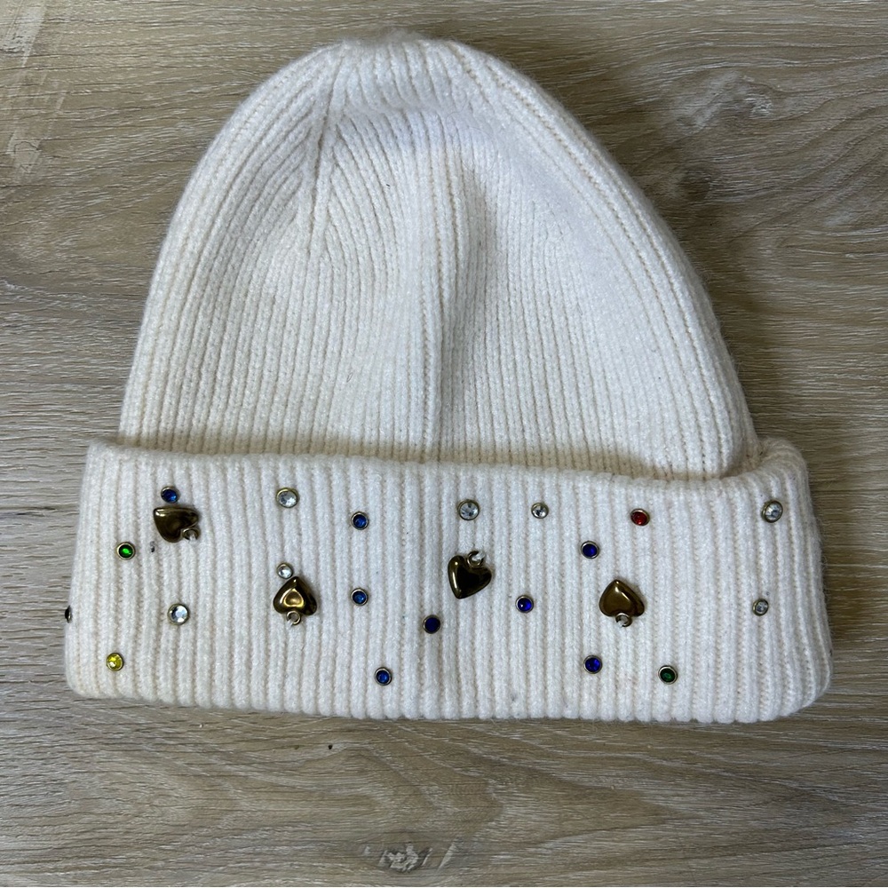 ◾️3/$25 Betsey Johnson Cream Knit Beanie